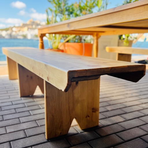 Banco de madera 40x240 cm.
