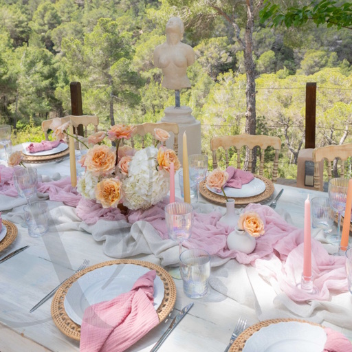 MESA LIA: Completa 8 pax.