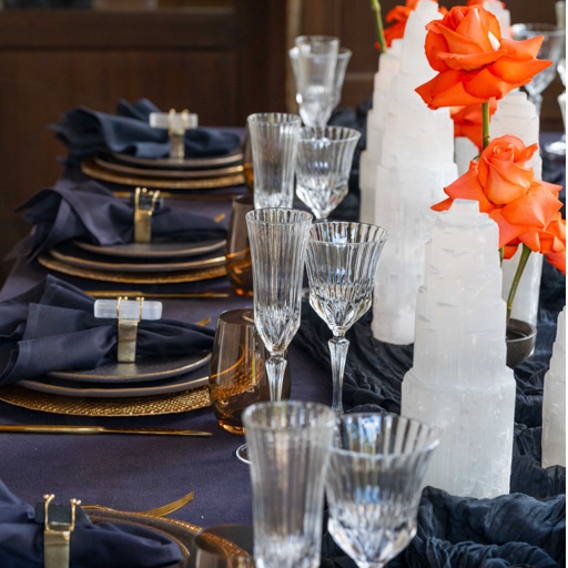 MESA ROYAL: Completa 8 pax.