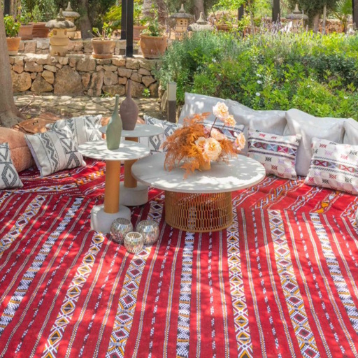 MESA ZAHARA: Completa 8 pax.
